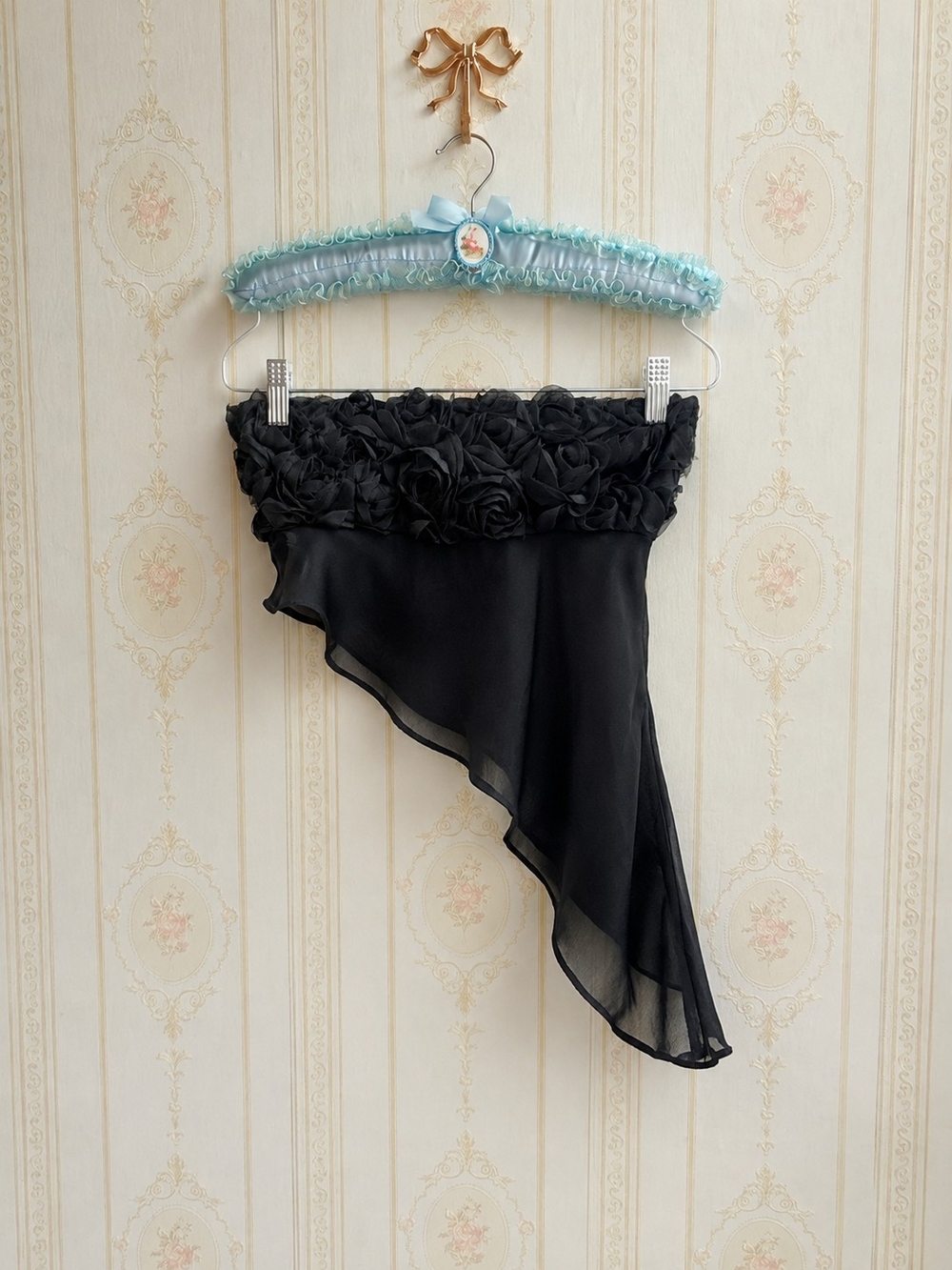Edikted Black Asymmetric Floral Top